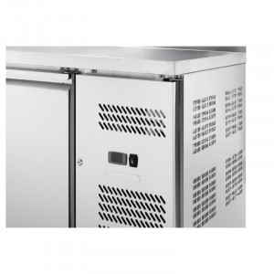 Table Réfrigérée 3 Portes GN1/1 - Profondeur 700 avec Dosseret